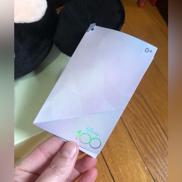 Disney 100: Mickey Mouse - Picture 6 of 6